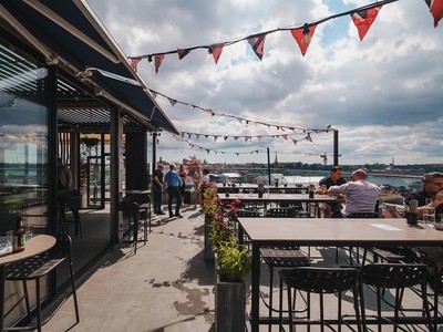 Tak rooftop bar xyzappzr