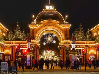 Tivoli entrance christmas u0jbepbs