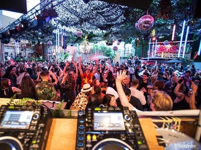 Tradgarden party copyright tradgarden kxhbvkl1