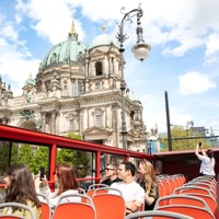 Hop-on Hop-off Bus Berlin + Berlin Dungeon
