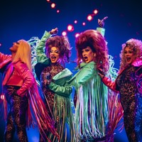 Chèri Chèri: el Espectáculo Drag más Grande de Europa