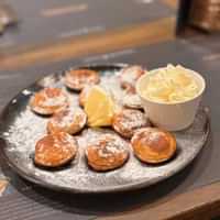 Dutch mini-pancake tasting