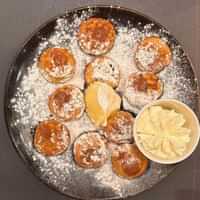 Dutch mini-pancake tasting