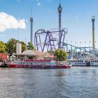 RED Sightseeing Stockholm Hop-on Hop-off bus  boat