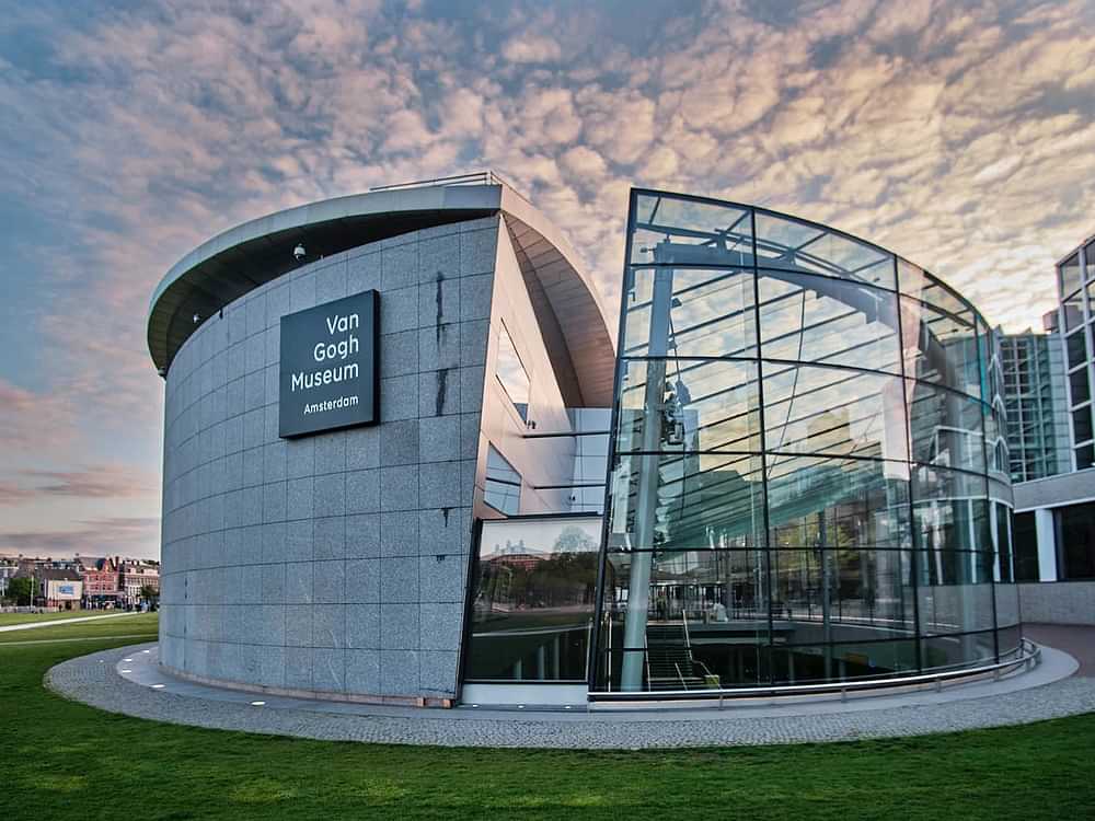 Van Gogh Museum must see new exhibition