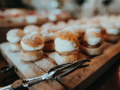 Swedish food semla 1000x750