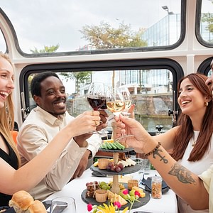 Wine & Cheese Cruise in Amsterdam