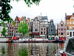 10 Fun facts about Amsterdam canals