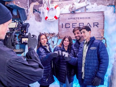Amsterdam icebare photoshoot qyin4ikd