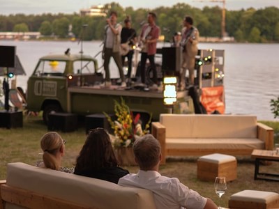 Beach food festival at wendenschloss lido c2cm1pvz