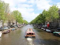 What is the best canal cruise Amsterdam has to offer?