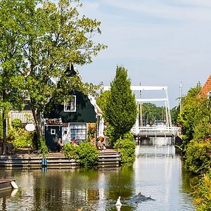 Charm of Holland Tour including lunch
