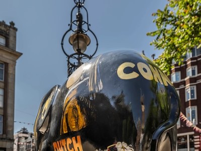Elephant parade amsterdam city view 2r4ajwig