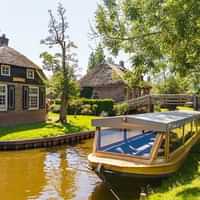 Giethoorn Tour