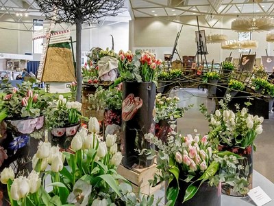 Keukenhof tulip show ww5dfopg