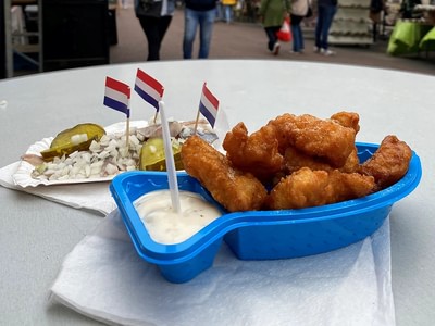 Kibbeling and haring w23j4cjh