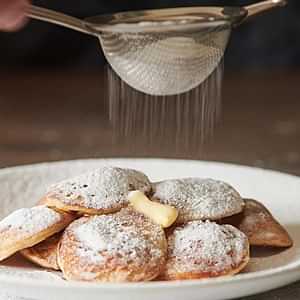 Dutch mini-pancake tasting