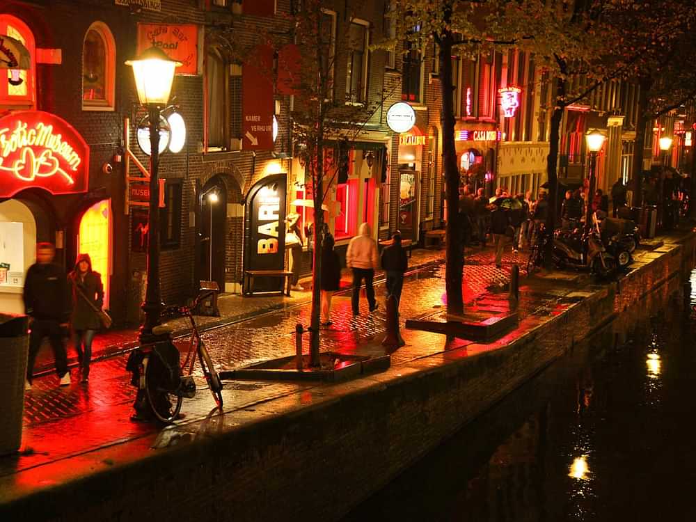 The Amsterdam Red Light District: what you need to know