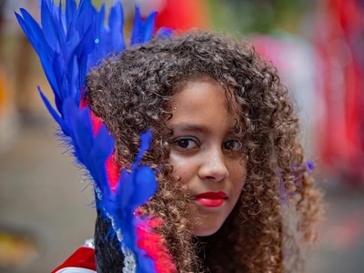 Rotterdam carnaval girl uwcnuok2