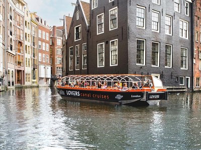 Semi open canal cruise stzavgyg