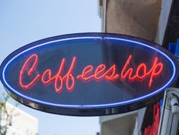 De coffeeshop die Amsterdammers aanraden