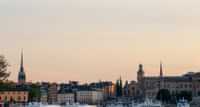 https://api.tours-tickets.com/media/p3zbddtv/stockholm-summer-golden-hour.jpg?center0.57462686567164178,0.5&modecrop&width1270&height680&rnd133136889903500000&formatwebp