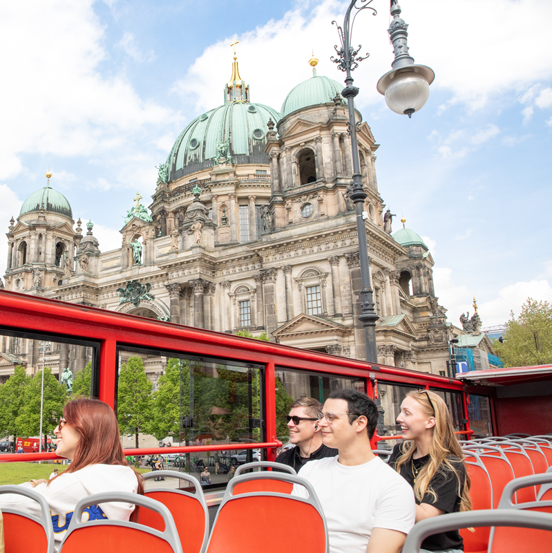 Hop-On Hop-Off Berlin 2 Routes - West and East Berlin