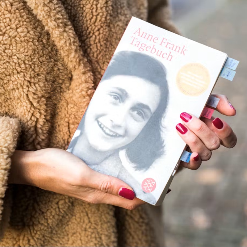 Guided Anne Frank and Jewish Quarter Walking Tour – afbeelding 4