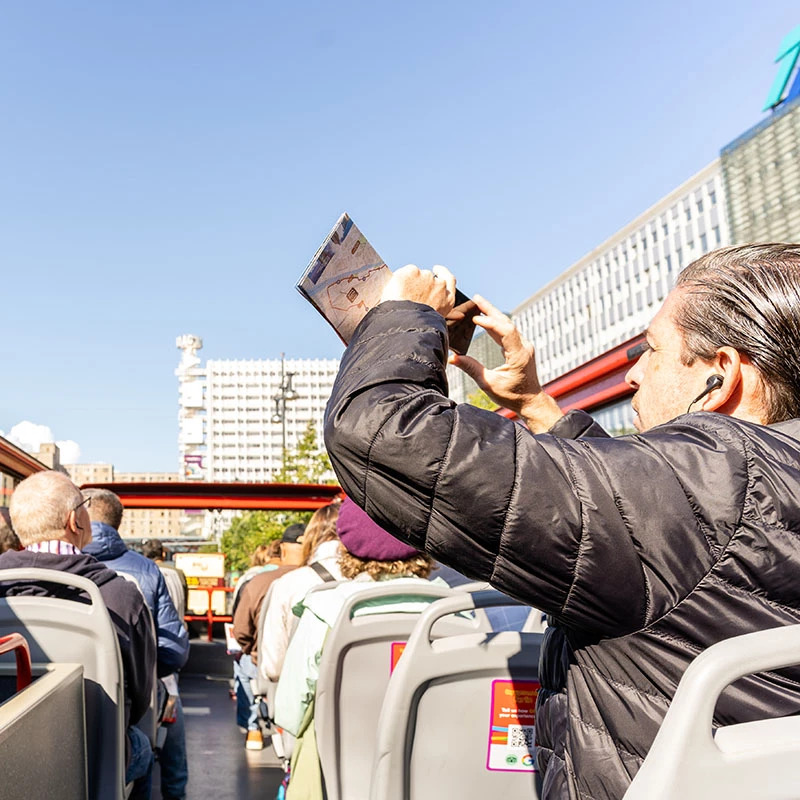 Hop-On Hop-Off Berlin 2 Routes - West and East Berlin – afbeelding 5