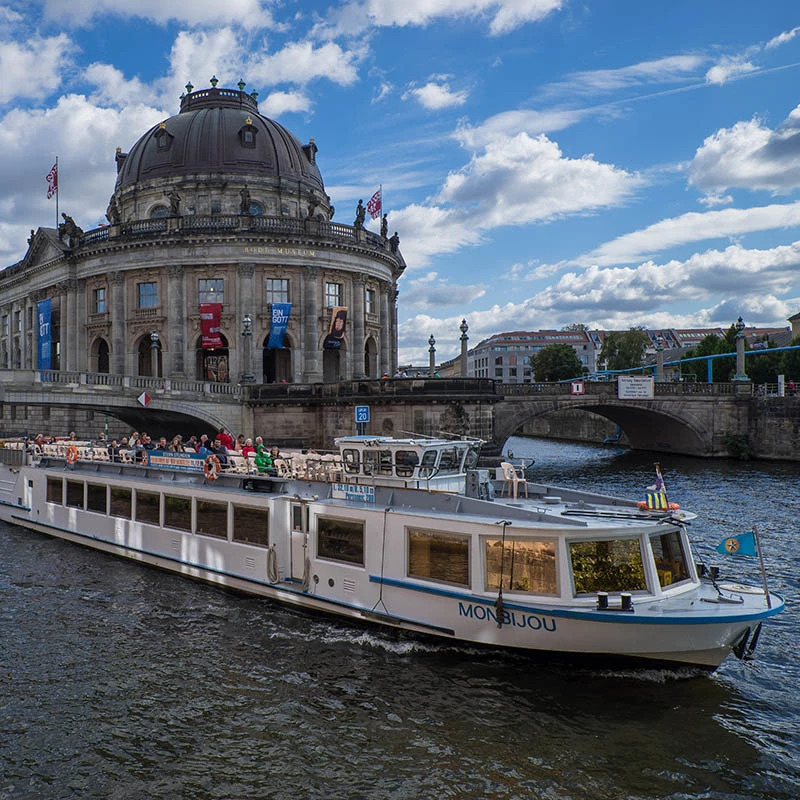 Historical City Cruise | Stern + Kreis
